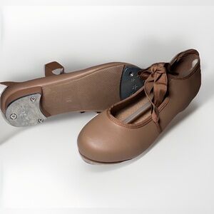Danshuz New Tap Shoes Kid’s Size 1 M Comfort Tan Dance Ribbon
